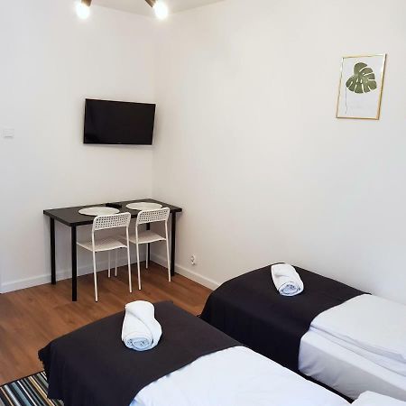 Apartamenty Metro Targowek Варшава Екстериор снимка
