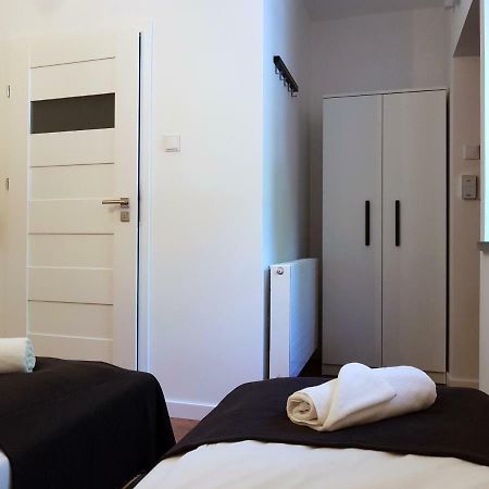 Apartamenty Metro Targowek Варшава Екстериор снимка