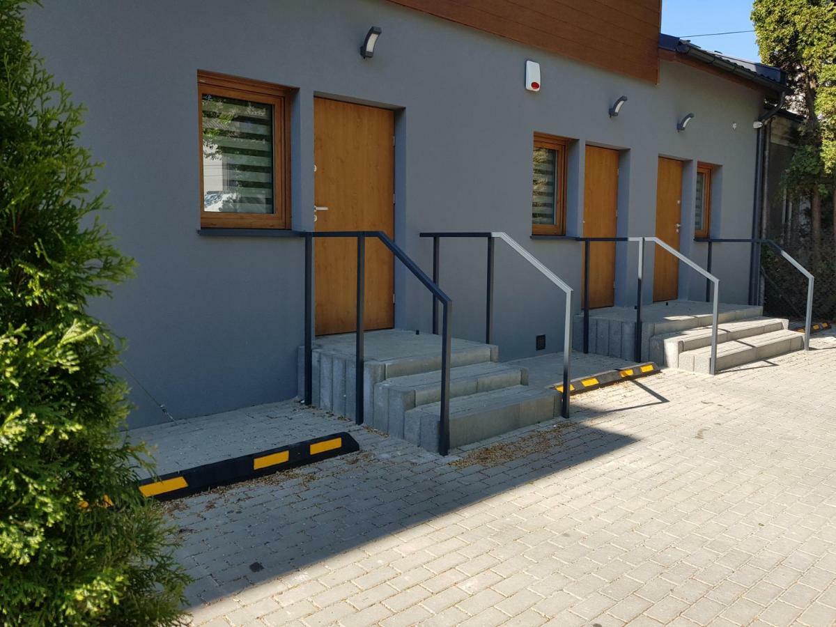 Apartamenty Metro Targowek Варшава Екстериор снимка